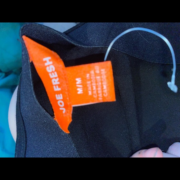 2 pencil skirts - Picture 3 of 6